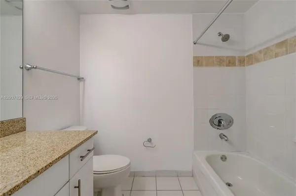 $2,800 | 1871 Northwest S River Drive, Unit 802, Miami, FL 33125