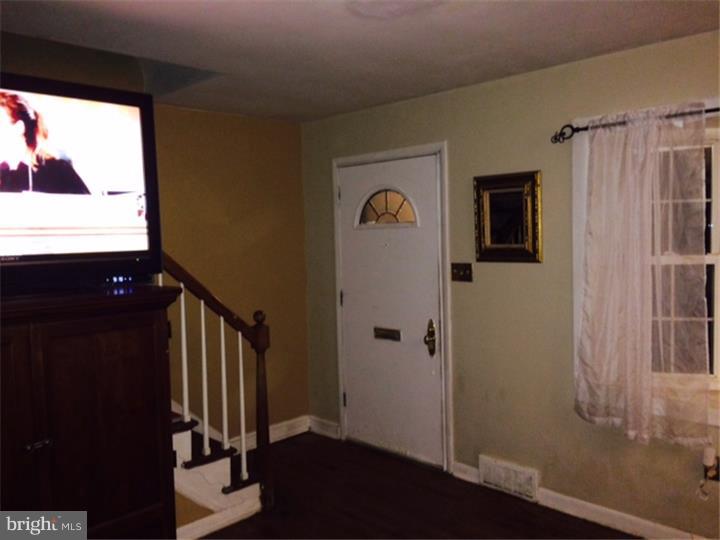 28 Valley Road Wyomissing, PA 19610 - Photo 2 of 22 Gallery Image 2