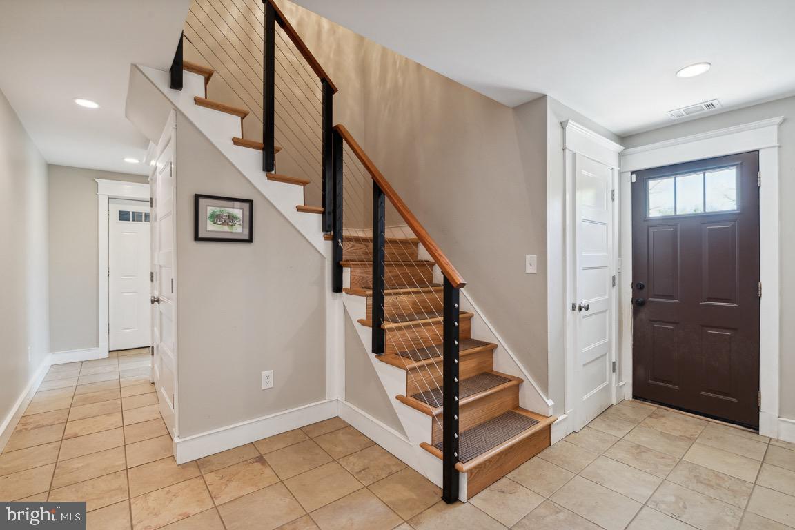 6003 Lakeview Road Baltimore, MD 21210 - Photo 26 of 41 Gallery Image 26