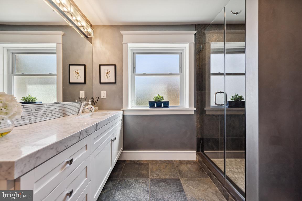6003 Lakeview Road Baltimore, MD 21210 - Photo 29 of 41 3rd Full Bath