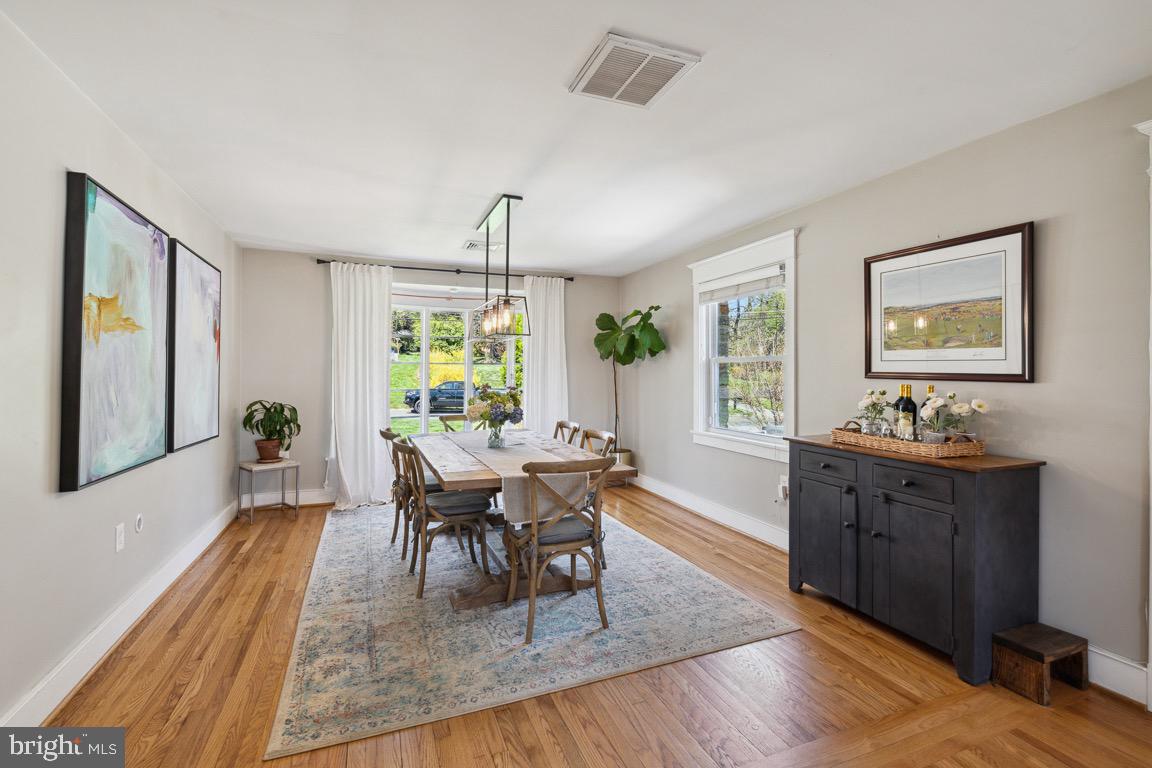 6003 Lakeview Road Baltimore, MD 21210 - Photo 8 of 41 Gallery Image 8