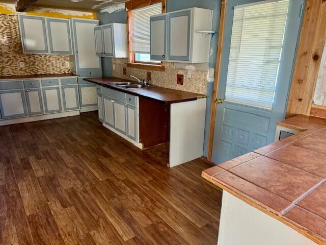 545 Duncan Avenue Cheboygan, MI 49721 - Photo 4 of 26 Kit 1
