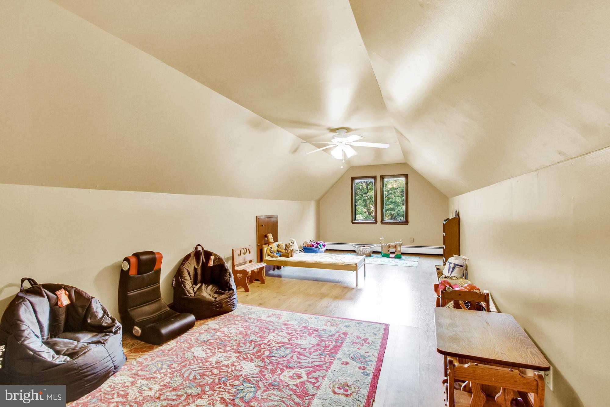 18902 Vernon Road White Hall, MD 21161 - Photo 29 of 69 In a flexible layout ready for whatever you need.