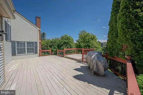 $839,900 | 402 Chrislena Lane, West Chester, PA 19380