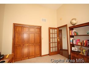 2709 Newcastle Court Springfield, IL 62711 - Photo 16 of 20