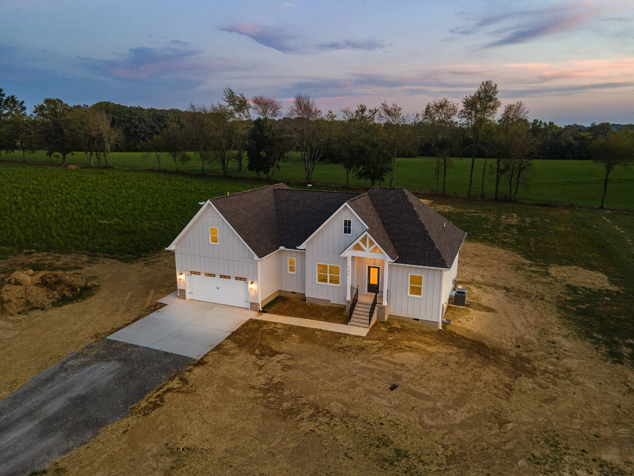 232 Dugout Road Summertown, TN 38483 - Photo 19 of 70 an aerial view of a house