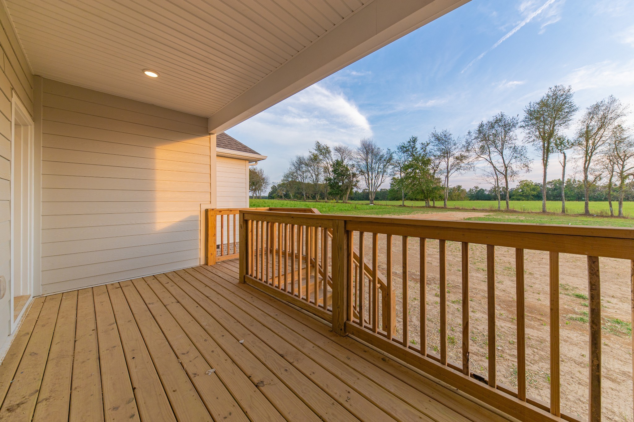 232 Dugout Road Summertown, TN 38483 - Photo 26 of 70 a balcony with wooden floor and fence