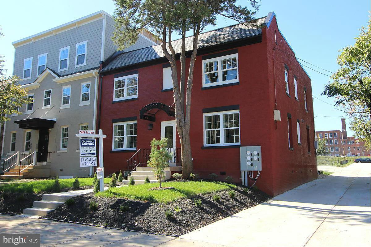 222 20th Street Northeast, Unit 1 Washington, DC 20002 - Photo 2 of 22 a front view of a house