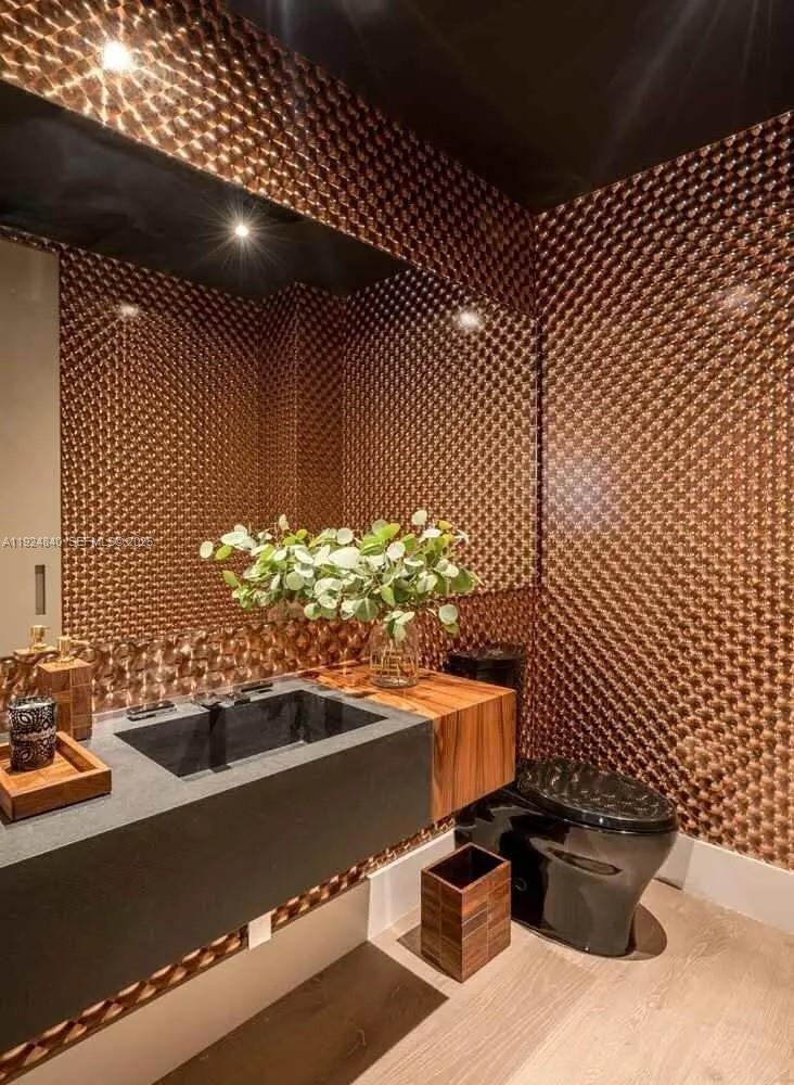 Surfside Surfside, FL 33154 - Photo 13 of 36