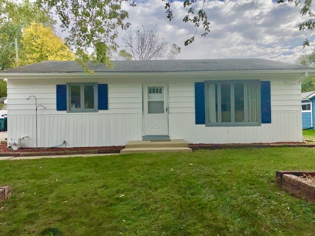1434 Surrey Road Batavia, IL 60510 - Photo 1 of 17