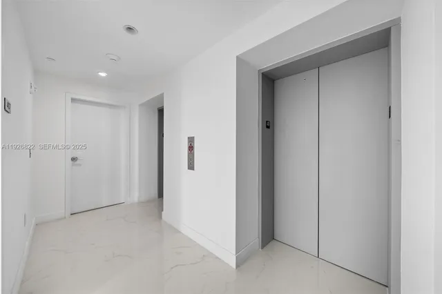 $15,000 | 700 Northeast 24th Street, Unit 4607, Miami, FL 33137