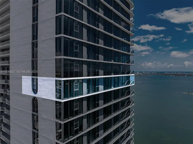 $15,000 | 700 Northeast 24th Street, Unit 4607, Miami, FL 33137