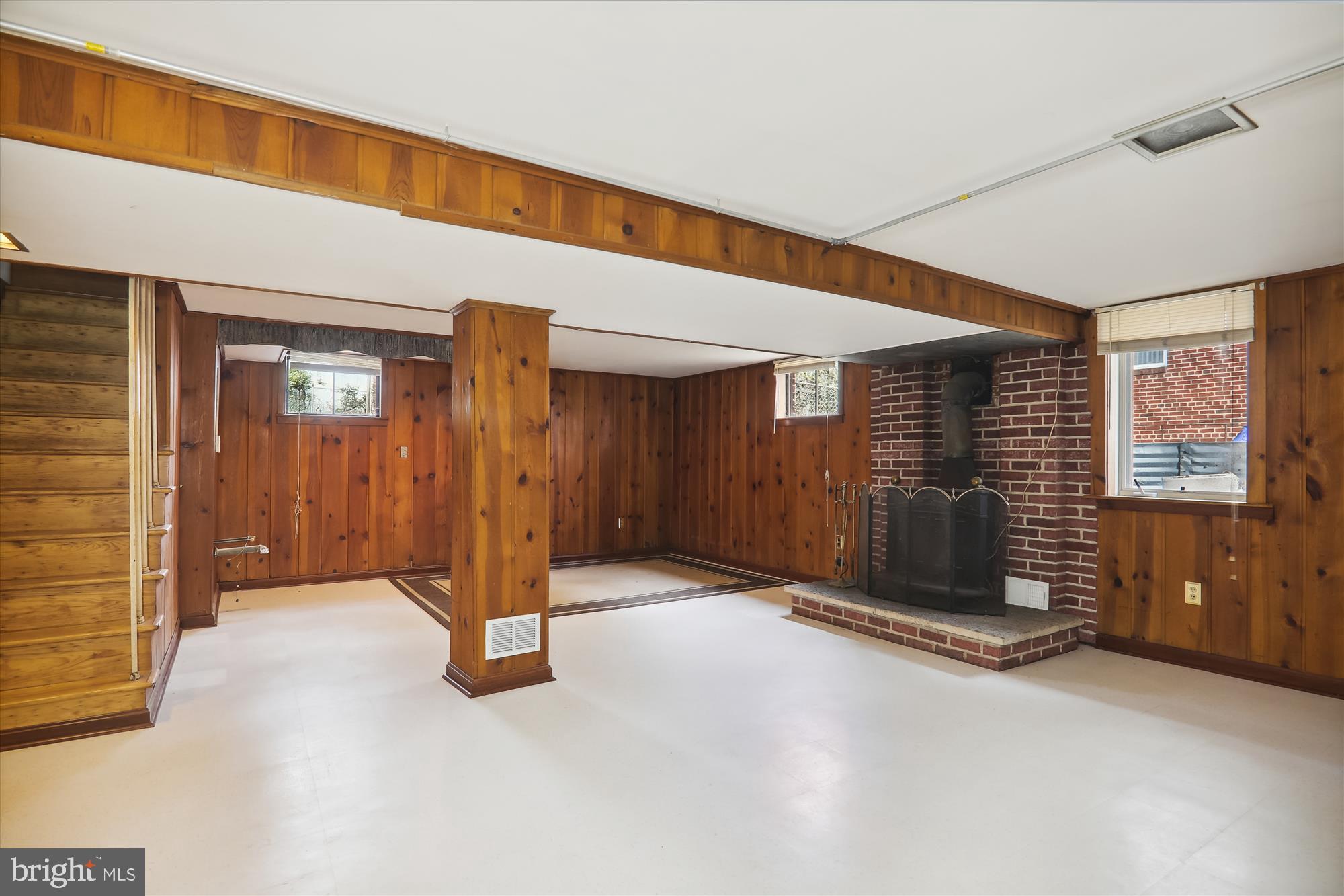 3803 Randolph Road Silver Spring, MD 20902 - Photo 18 of 27 Lover level recreation Room