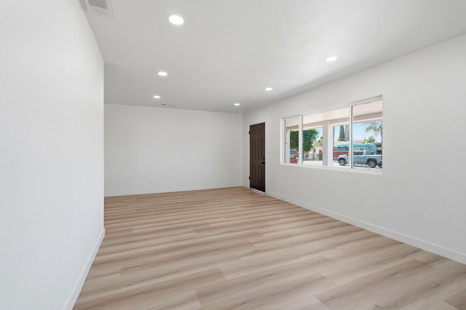 201 Barozzi Avenue Modesto, CA 95351 - Photo 18 of 44