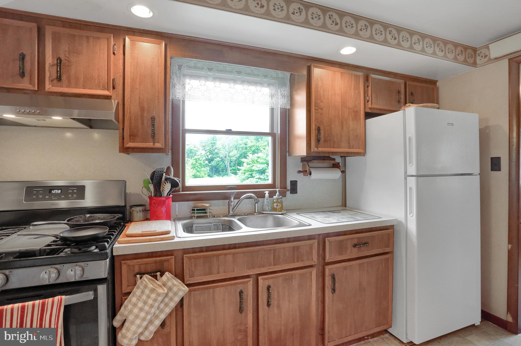 204 Mooredale Road Carlisle, PA 17015 - Photo 13 of 36 Gallery Image 13