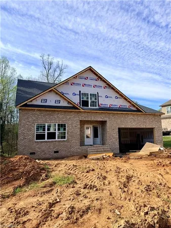 $534,900 | 4642 Pebble Lake Drive, Pfafftown, NC 27040