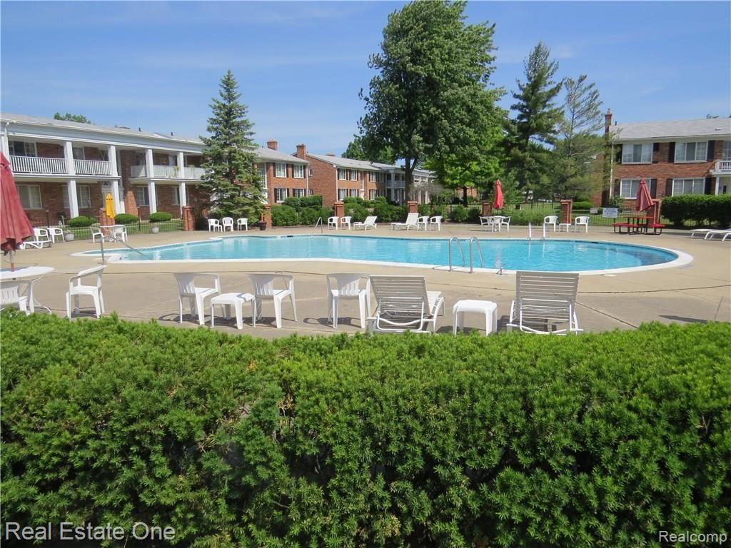 29552 Hoover Road, Unit 88 Warren, MI 48093 - Photo 17 of 18