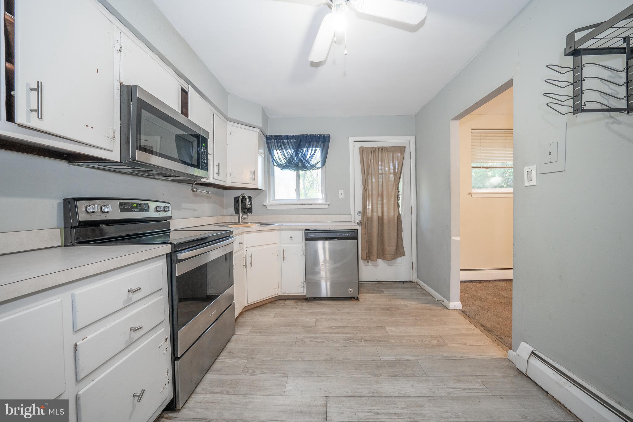 334 Parham Road Springfield, PA 19064 - Photo 12 of 35