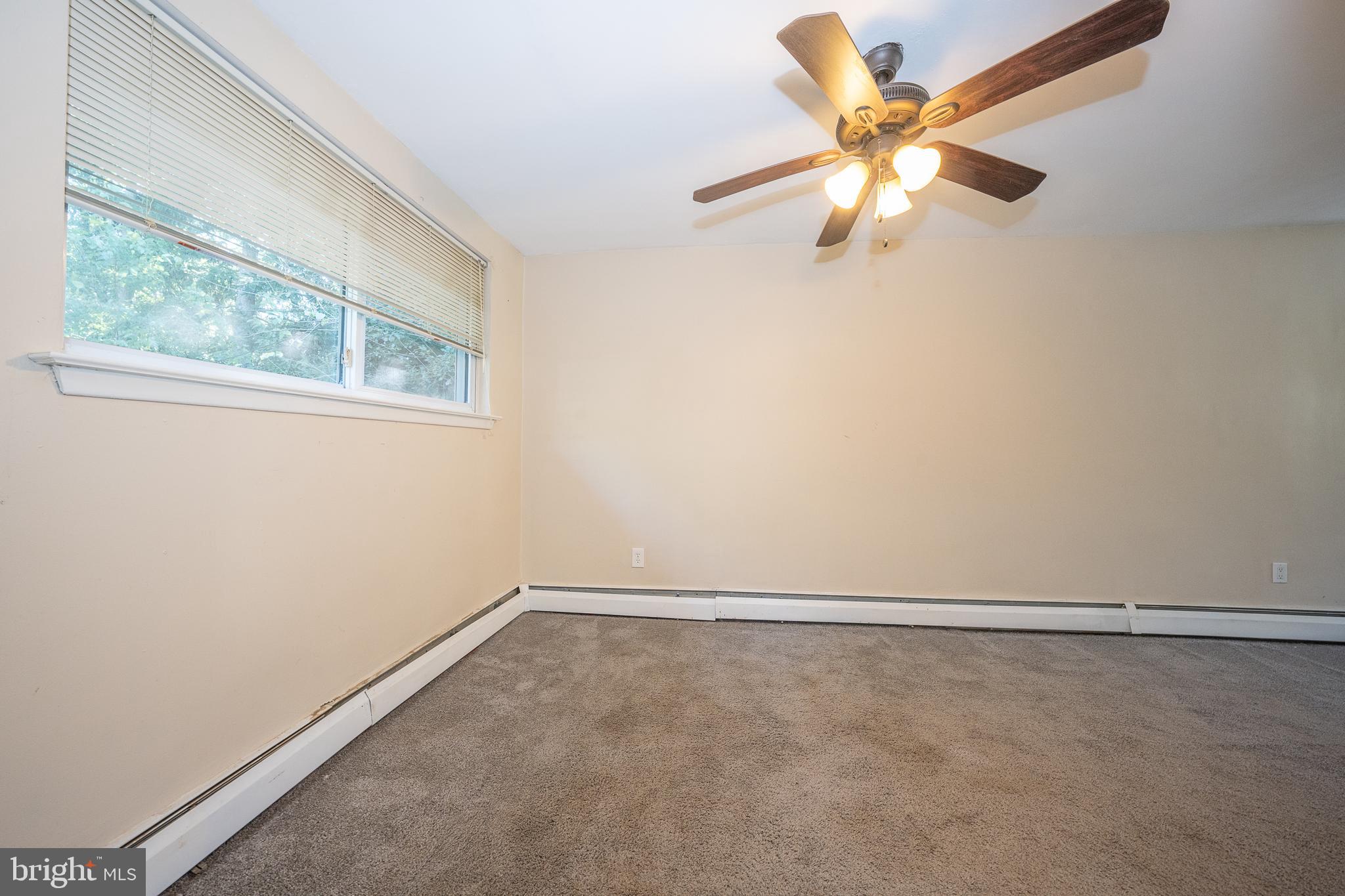 334 Parham Road Springfield, PA 19064 - Photo 9 of 35