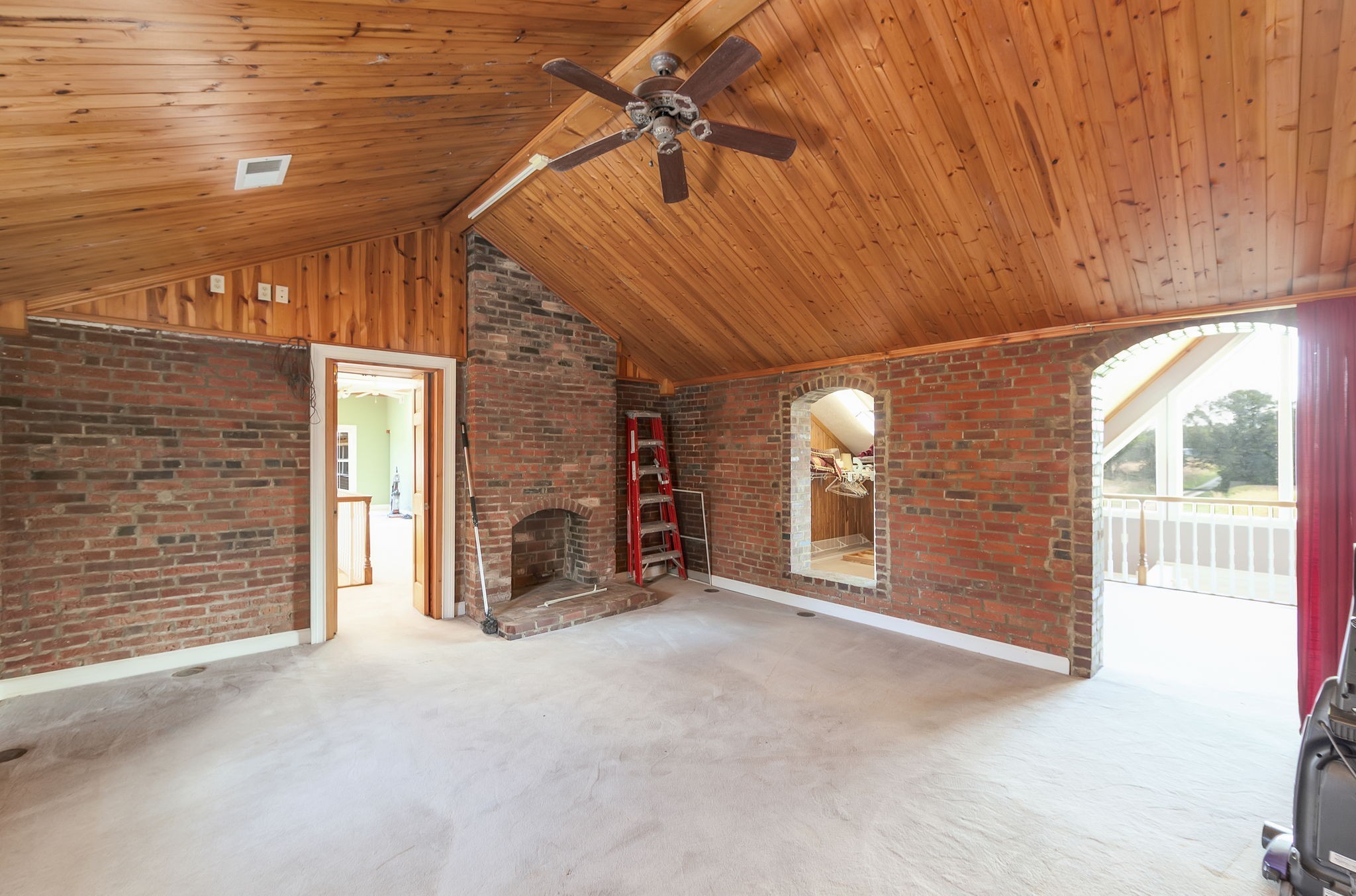 290 Leeford Lane Cedar Grove, TN 38321 - Photo 27 of 54 a view of a livingroom with a ceiling fan