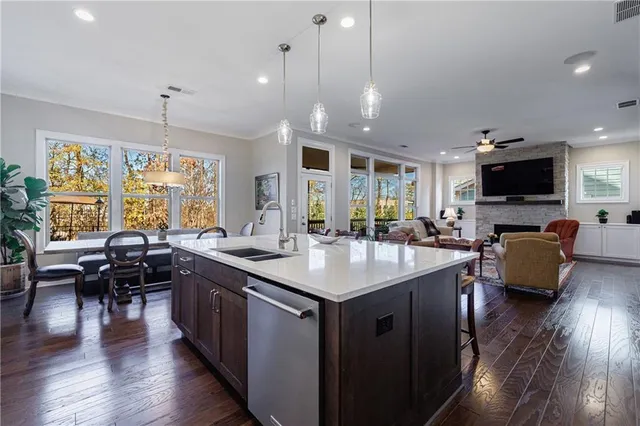 $1,150,000 | 360 Braeden Way, Alpharetta, GA 30009