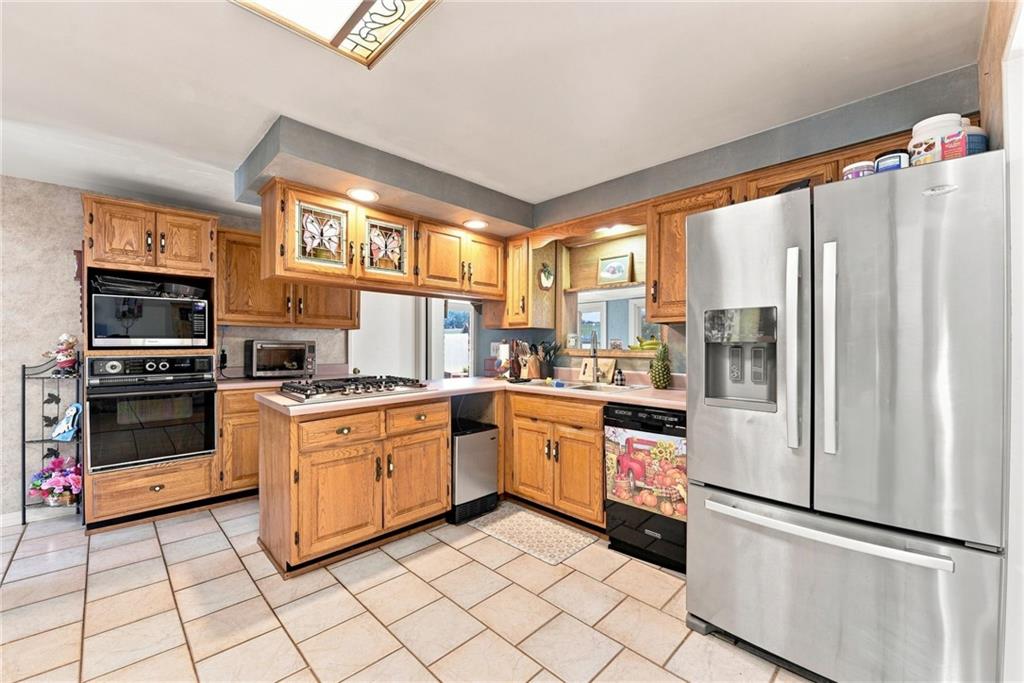 519 Manor Harrison City Road Manor, PA 15636 - Photo 7 of 37 Gallery Image 7