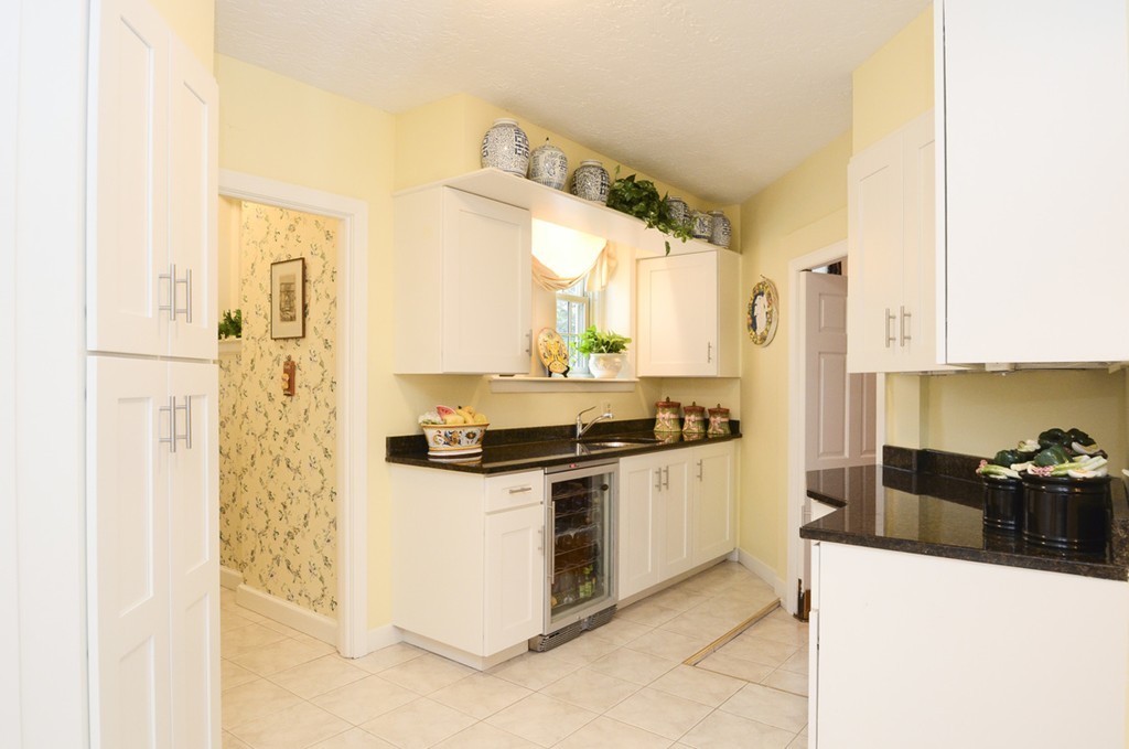 206 Colony Road Longmeadow, MA 01106 - Photo 13 of 30 Gallery Image 13