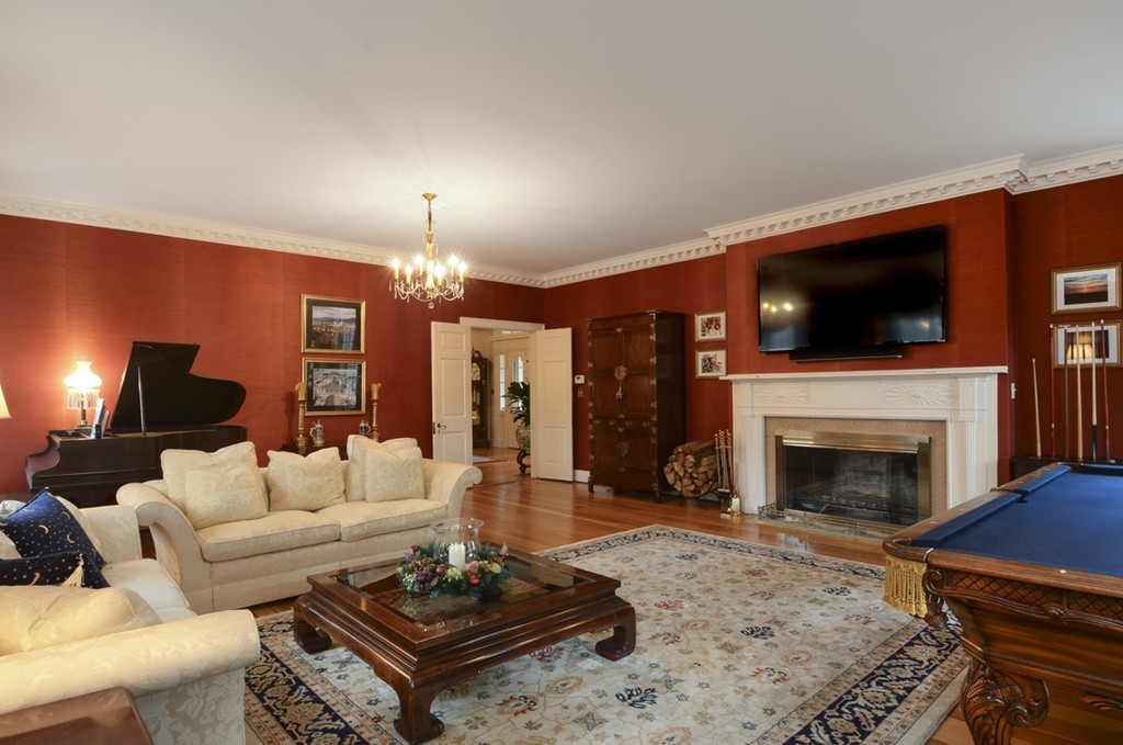 206 Colony Road Longmeadow, MA 01106 - Photo 3 of 30 Gallery Image 3