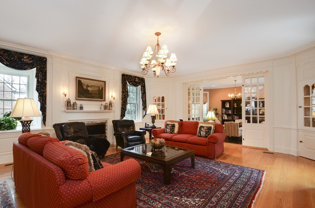 206 Colony Road Longmeadow, MA 01106 - Photo 8 of 30 Gallery Image 8