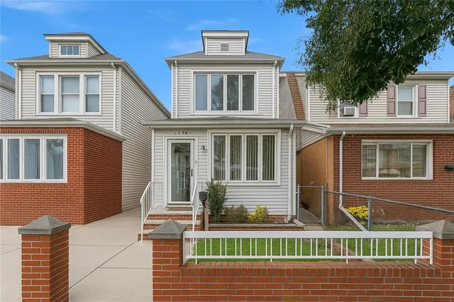 $880,000 | 1654 East 51st Street | Flatlands