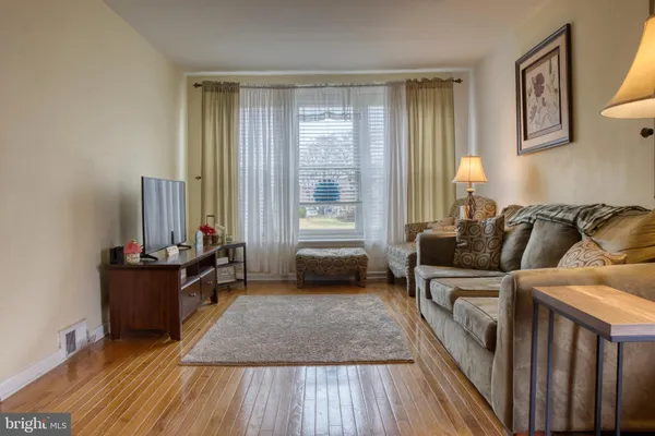 $369,900 | 8171 Lister Street, Philadelphia, PA 19152