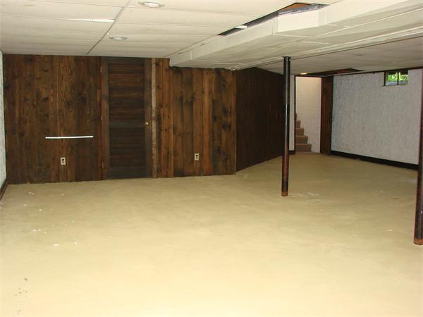 409 Ipswich Road Boxford, MA 01921 - Photo 17 of 20 a view of an empty room