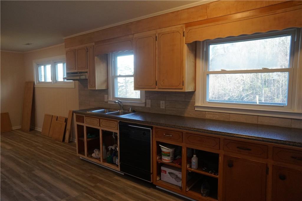 2864 Huffman Road Lenoir, NC 28645 - Photo 12 of 26
