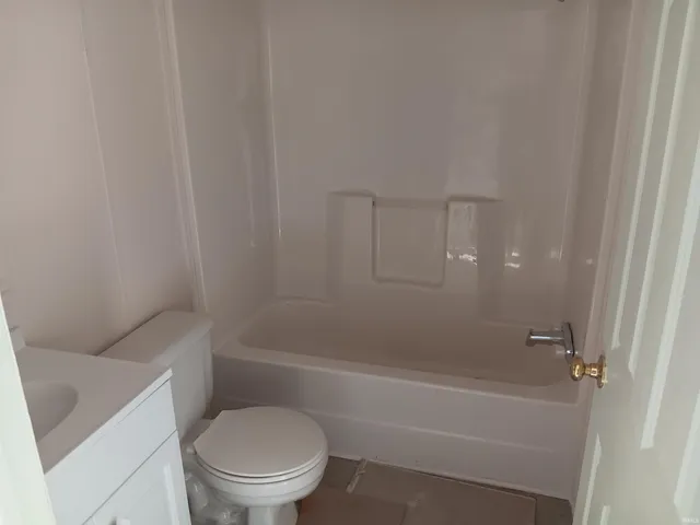 $75,404 | 3120 Van Bibber Lake, Greencastle, IN 46135