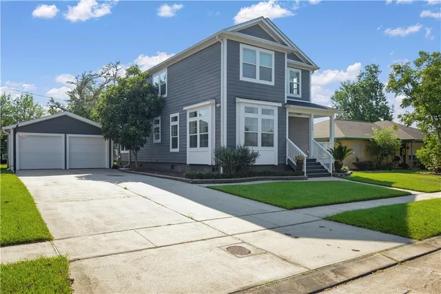 $559,000 | 9900 Martha Lane, River Ridge, LA 70123