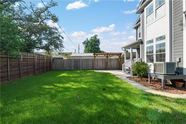 $559,000 | 9900 Martha Lane, River Ridge, LA 70123