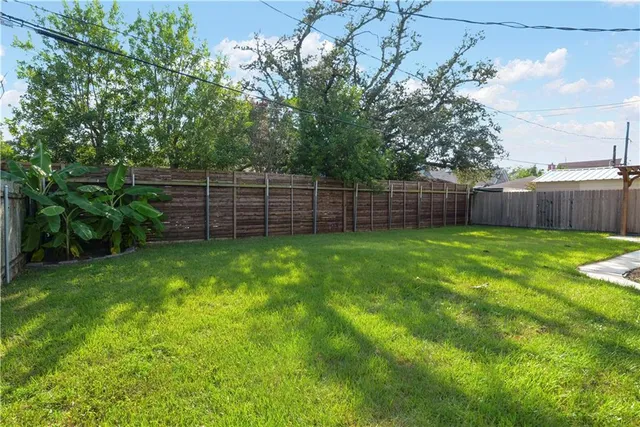 $559,000 | 9900 Martha Lane, River Ridge, LA 70123