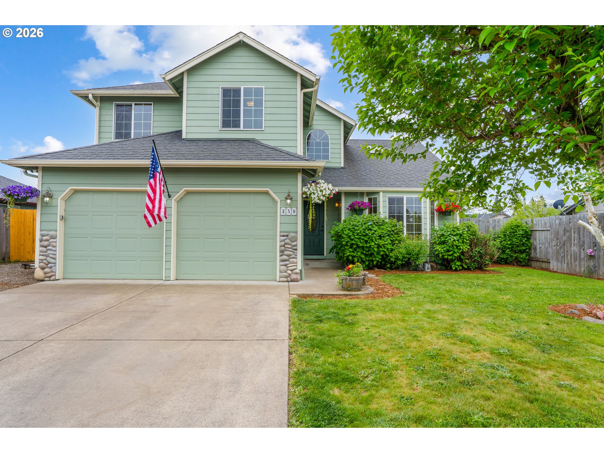 239 Blue Jay Loop Creswell, OR 97426 - Photo 1 of 34