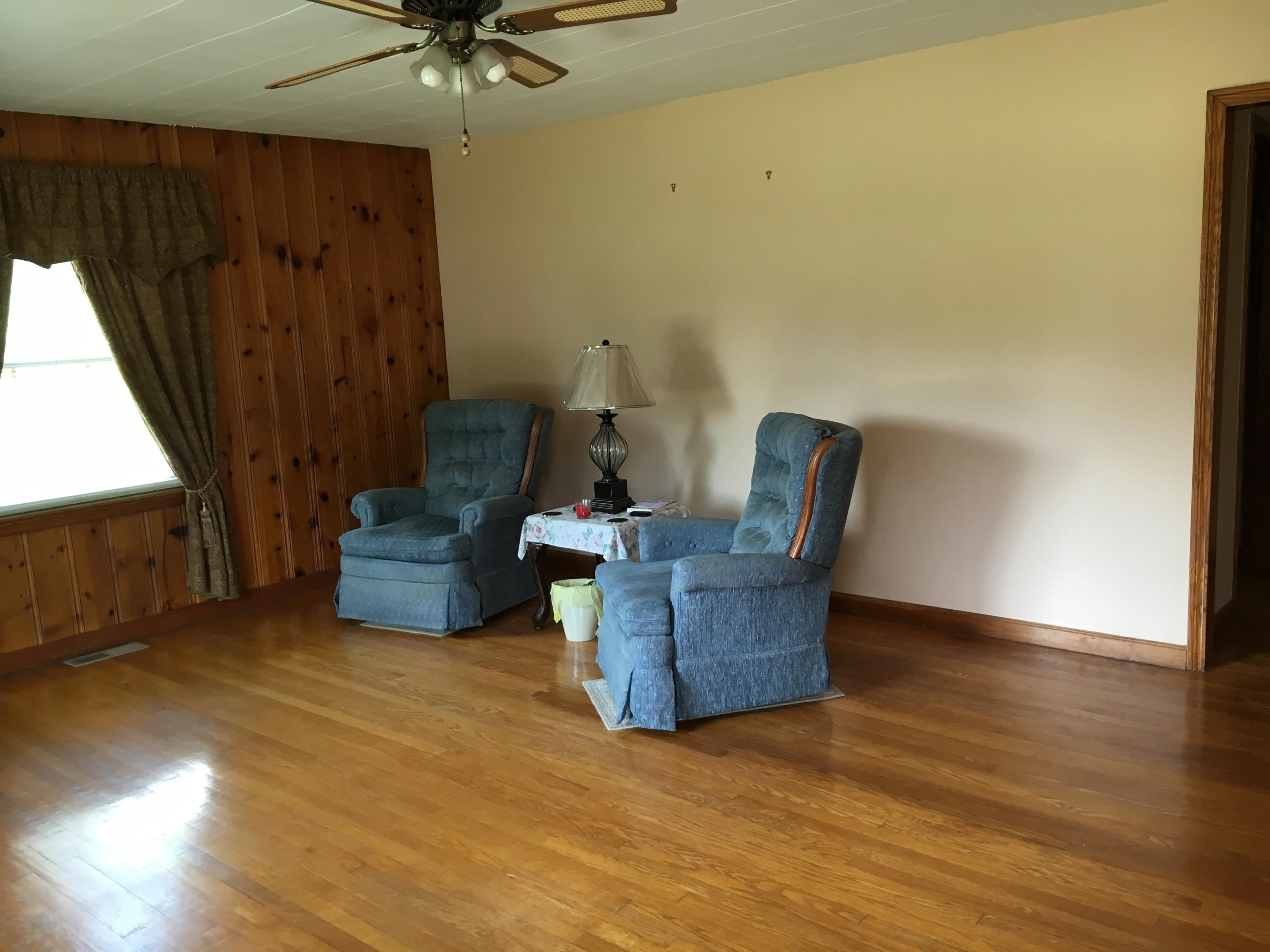 403 Flatwoods Road Speedwell, TN 37870 - Photo 16 of 17 image