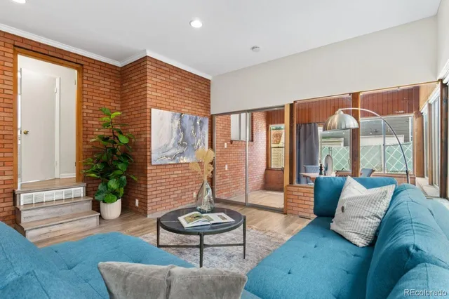 $4,000 | 2742 West Denver Place, Denver, CO 80211