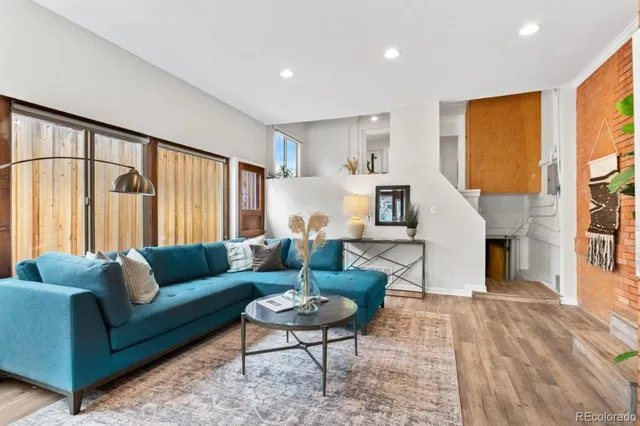 $4,000 | 2742 West Denver Place, Denver, CO 80211