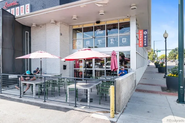 $4,000 | 2742 West Denver Place, Denver, CO 80211