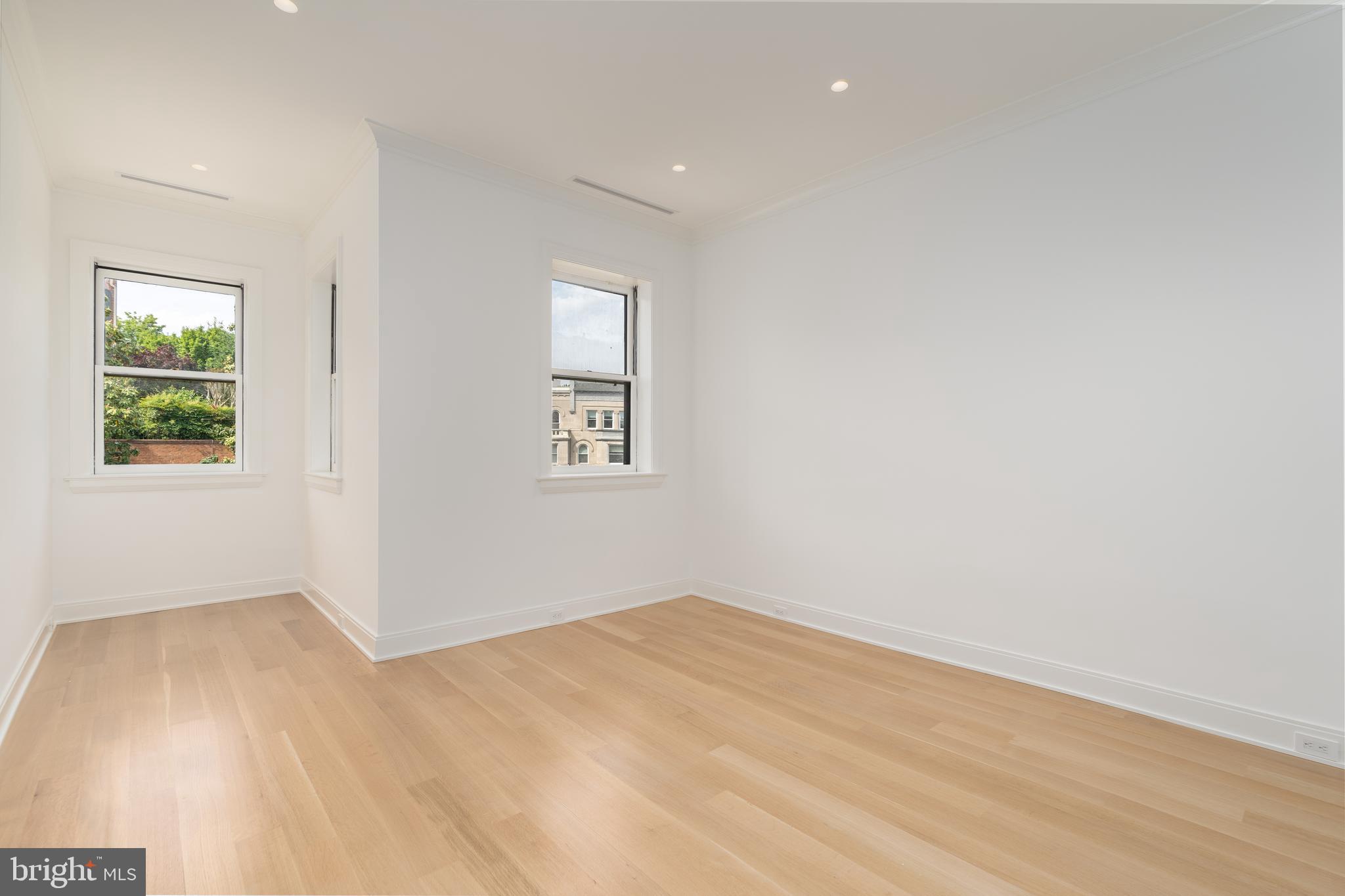 2122 S Street Northwest Washington, DC 20008 - Photo 23 of 26