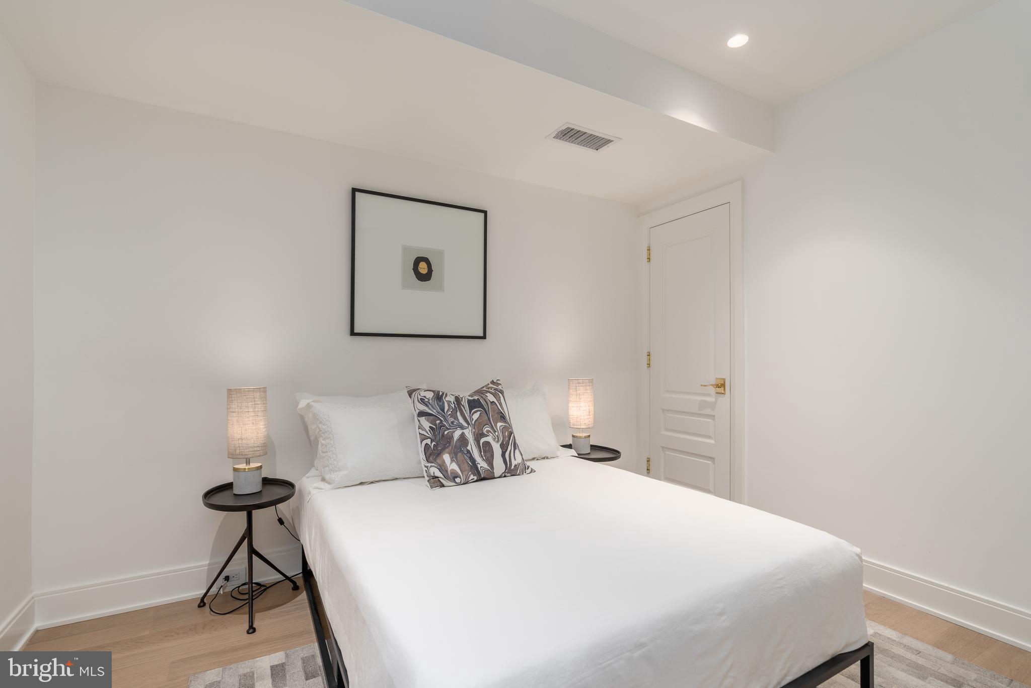 2122 S Street Northwest Washington, DC 20008 - Photo 24 of 26