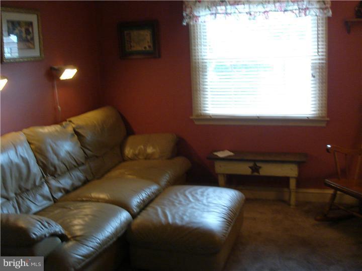 25 Bennett Road Springfield, PA 19064 - Photo 13 of 16