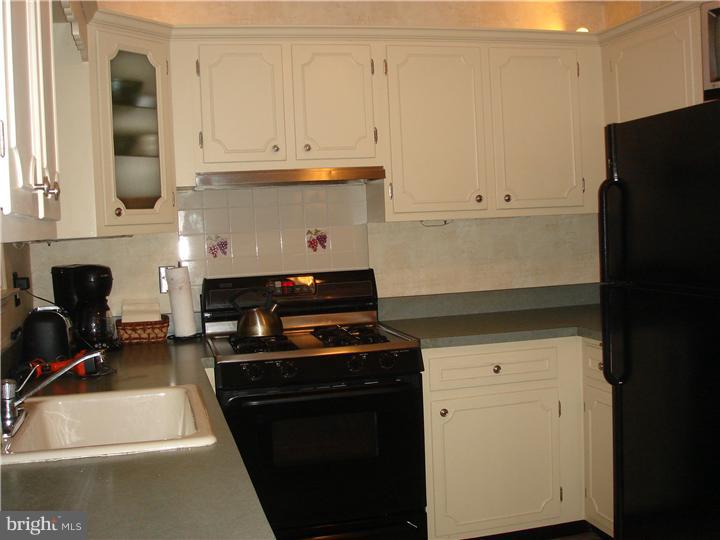 25 Bennett Road Springfield, PA 19064 - Photo 7 of 16