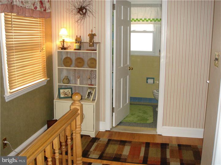 25 Bennett Road Springfield, PA 19064 - Photo 10 of 16