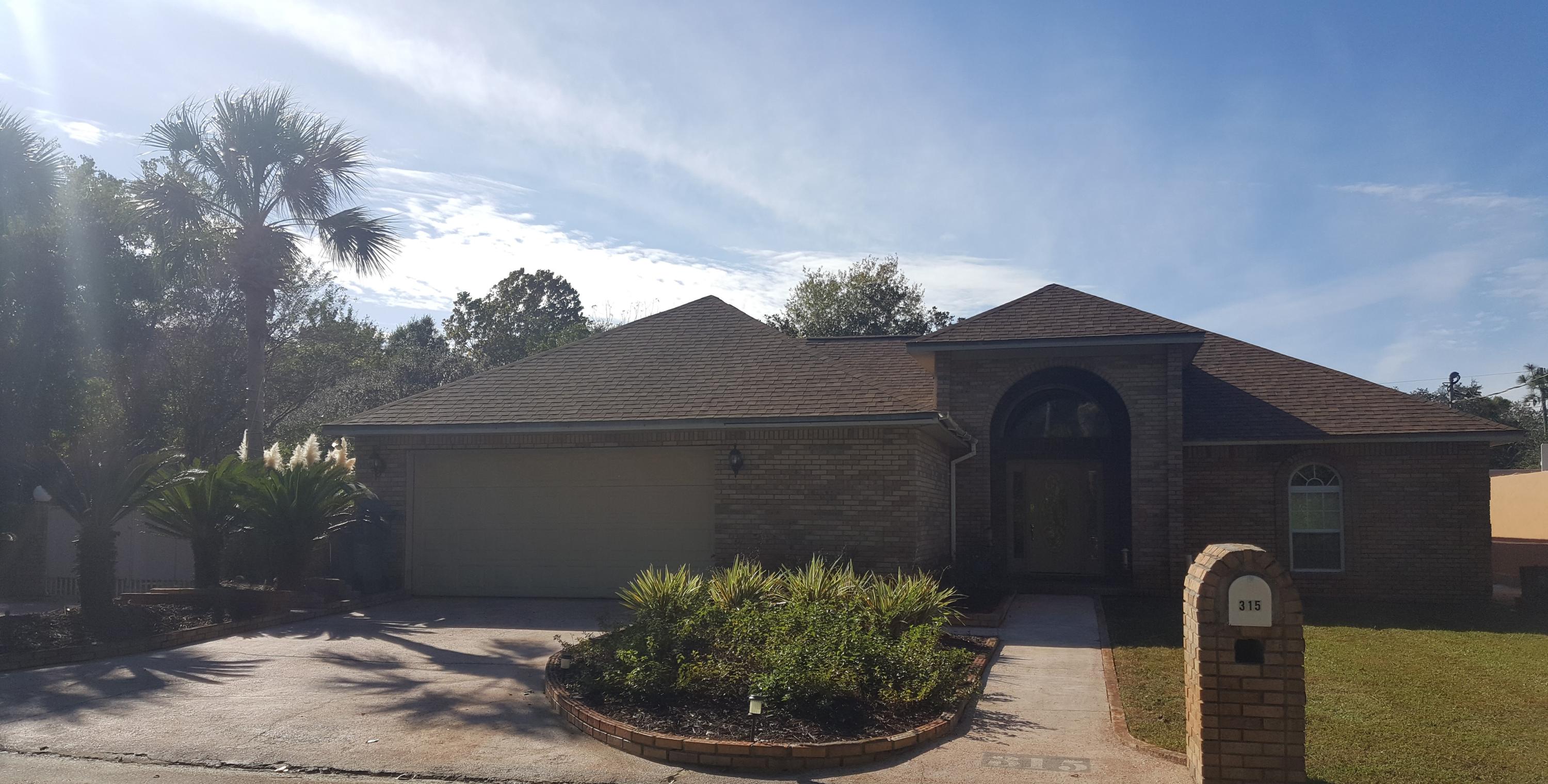 315 Tarpon Road Mary Esther, FL 32569 - Photo 1 of 22 front yard
