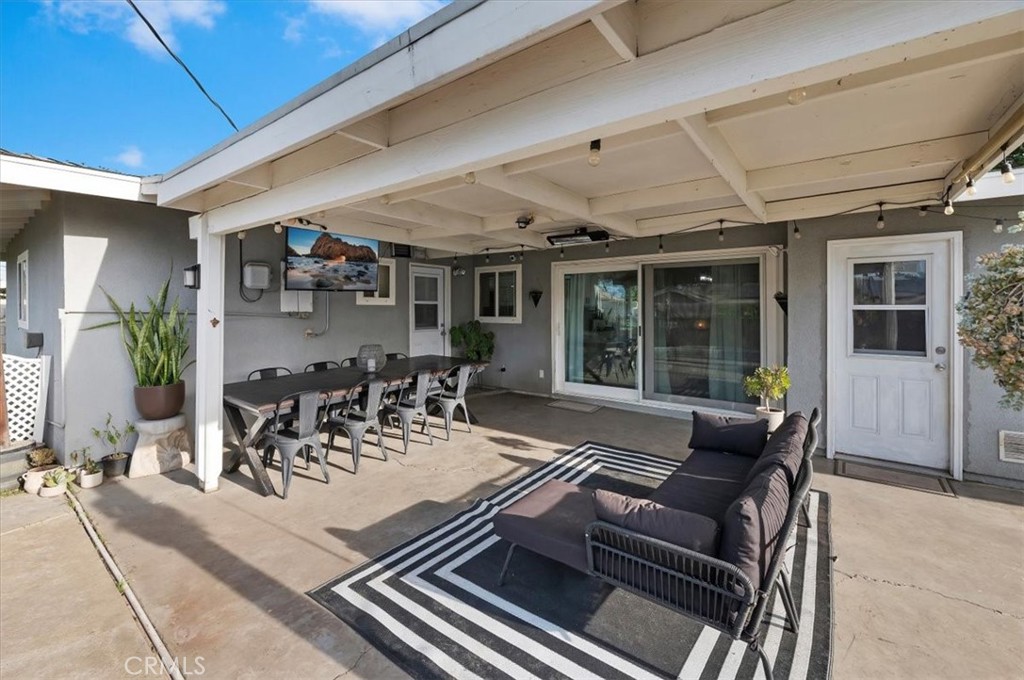 9075 Delano Drive Riverside, CA 92503 - Photo 33 of 34