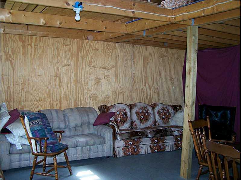 17 Blue Grass Road Springfield, ME 04487 - Photo 11 of 32 Living Room.